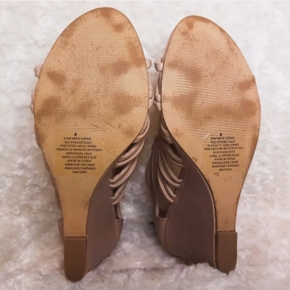Express Wedge Platform Nude Beige Size 8 Cage Strappy High Heel Sandals Open Toe - Picture 9 of 13